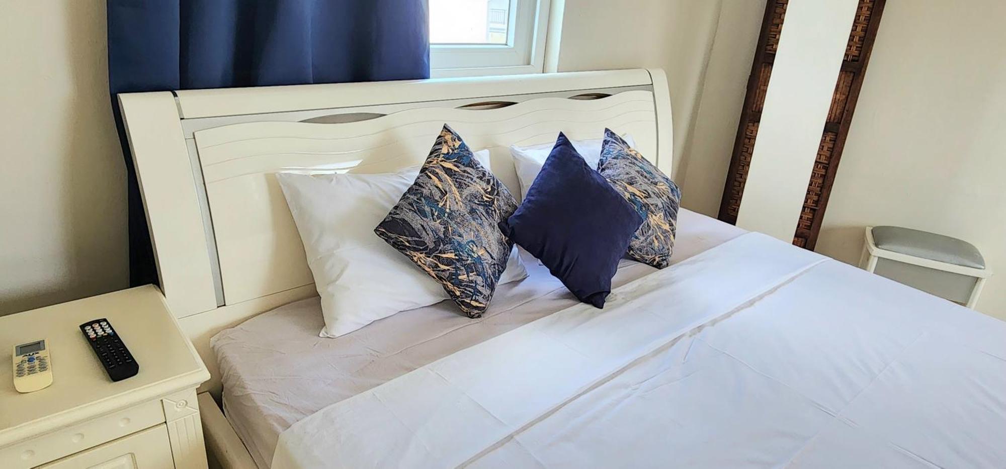Lovely Studio Apartment With Views Of The Lagoon. Grand Baie Exteriör bild